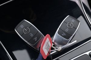 Mercedes GLC300 bild 21