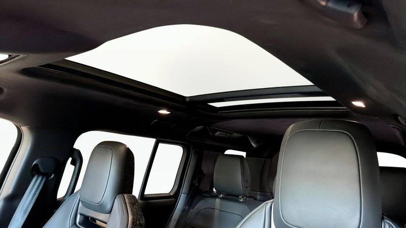 Land Rover Defender bild 12