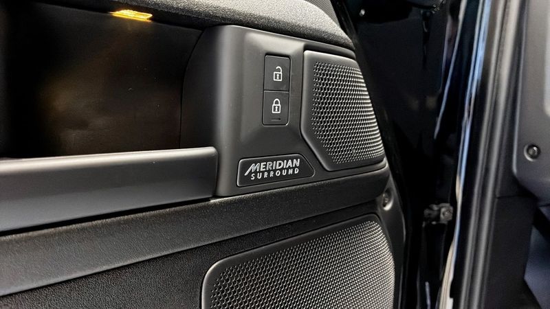 Land Rover Defender bild 15