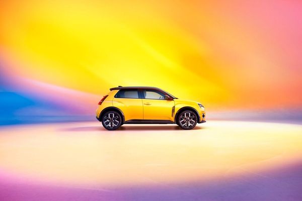 Renault 5 Iconic 52 kwh - 2025