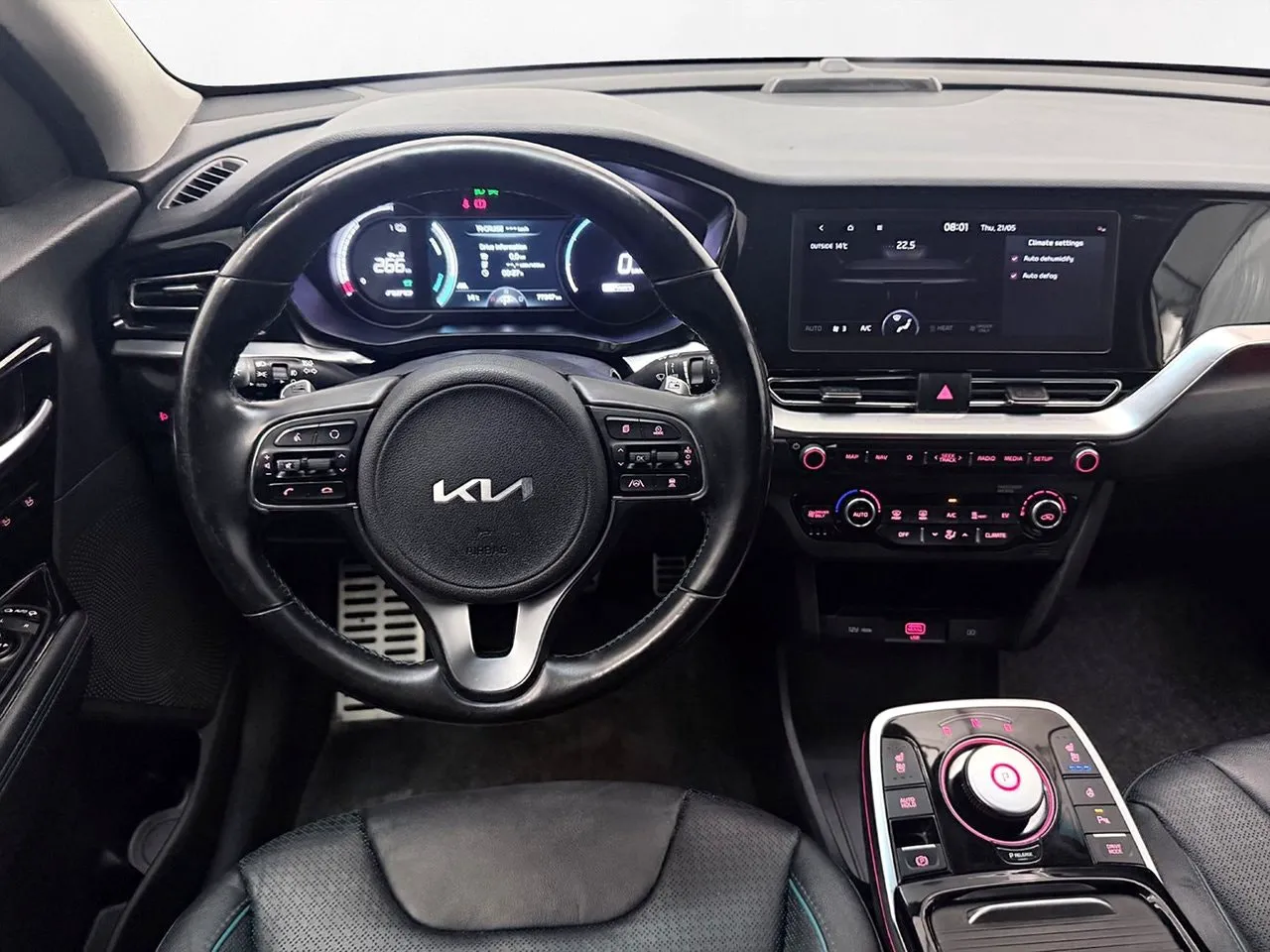 Vehicle image 20