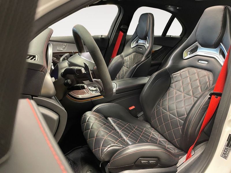 Mercedes C63 AMG bild 9