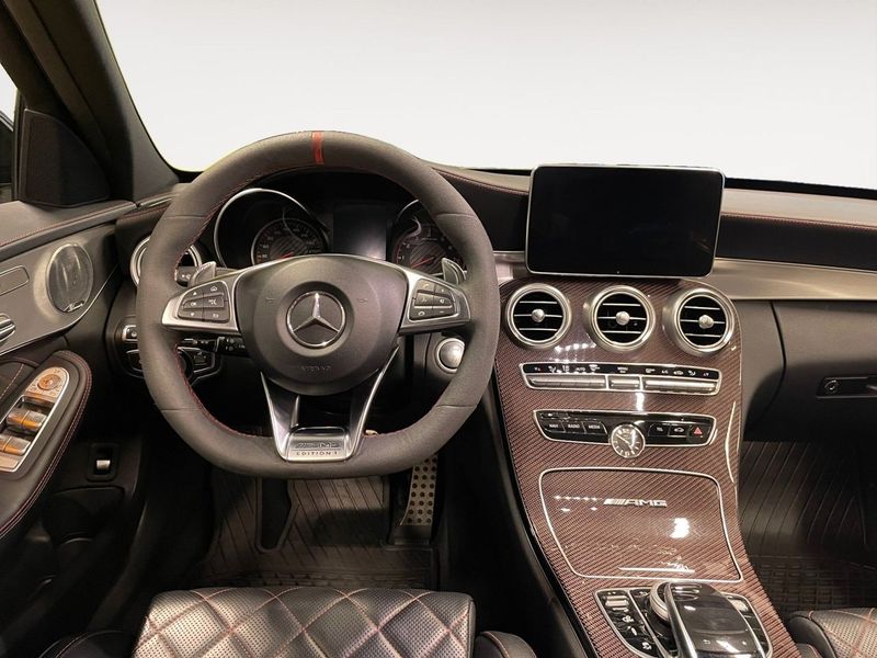 Mercedes C63 AMG bild 11