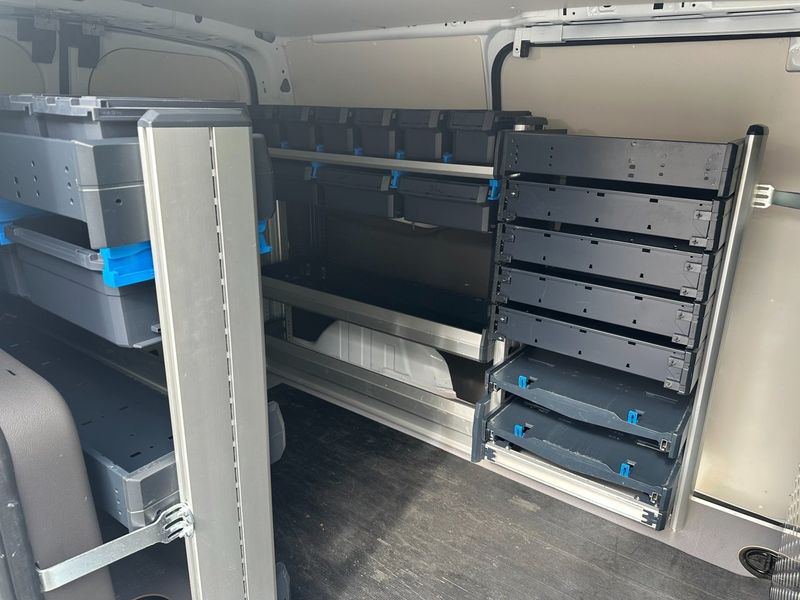 Ford Transit Connect bild 14