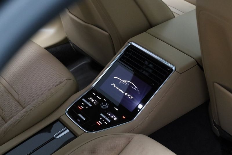 Porsche Panamera bild 23
