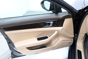 Porsche Panamera bild 17