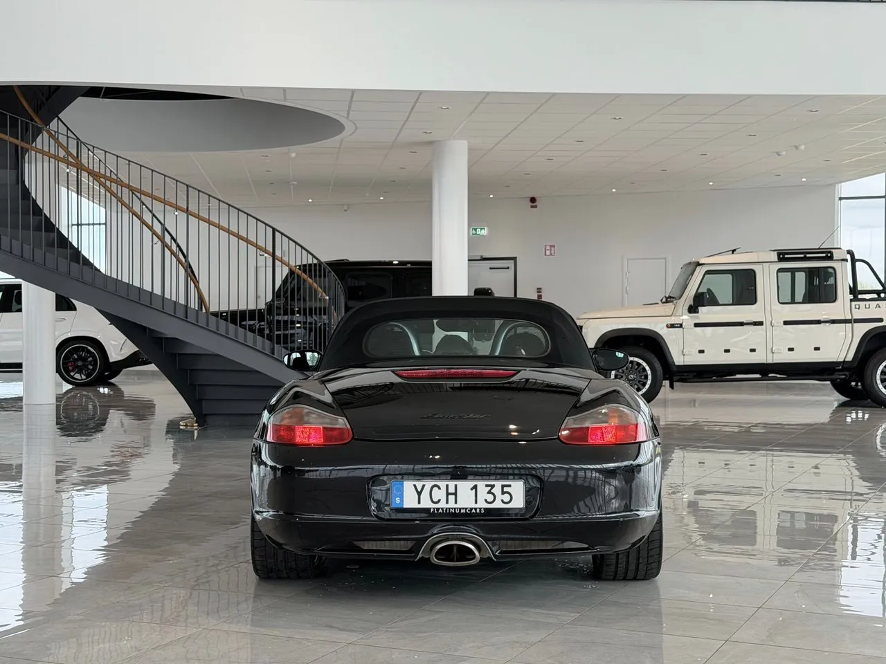 Vehicle image 3