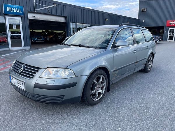 Volkswagen Passat Variant 1.8 T - GÖR DET SJÄLV BIL - - 2005