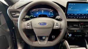 Ford Kuga bild 16