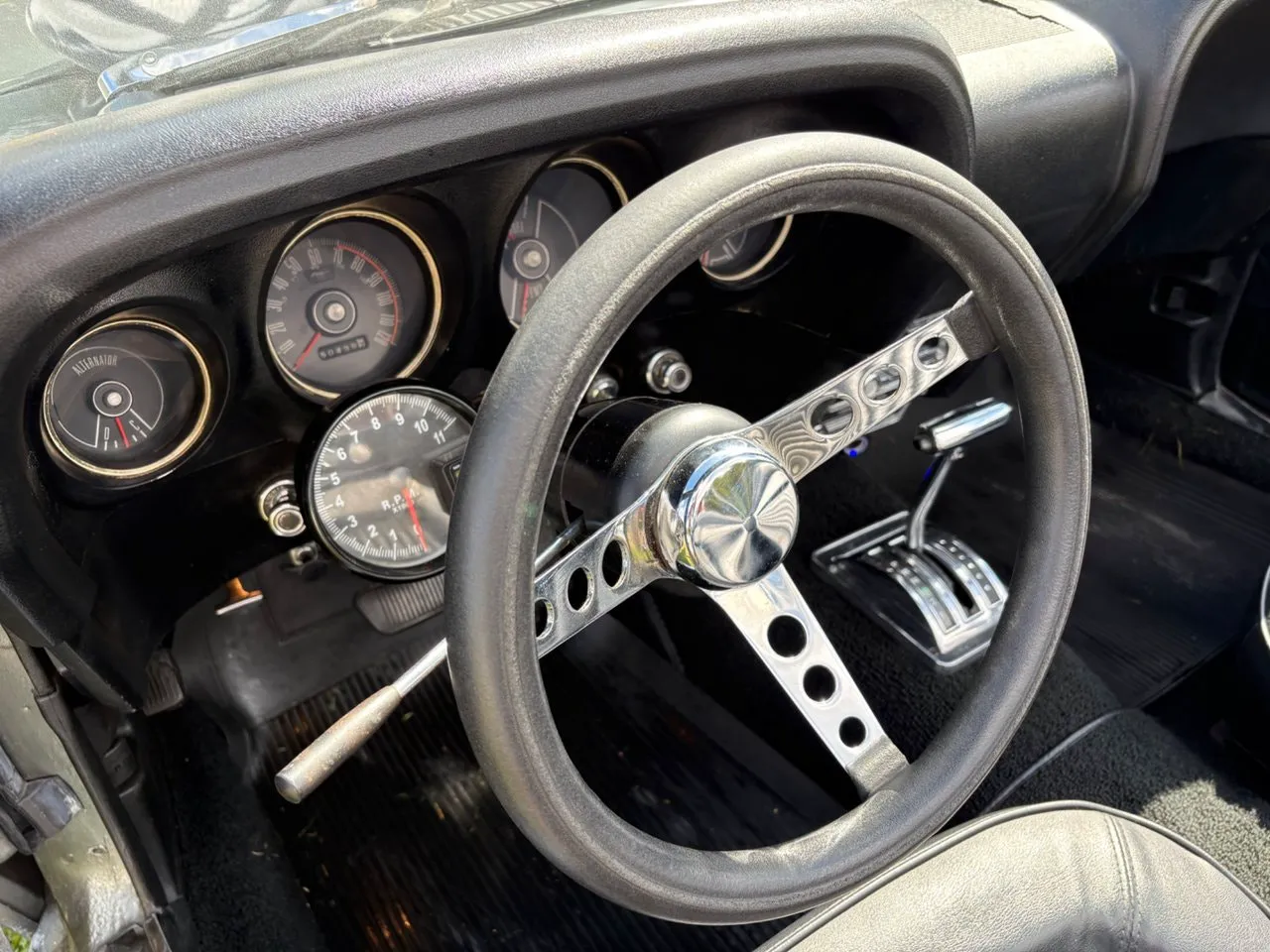 Vehicle image 21