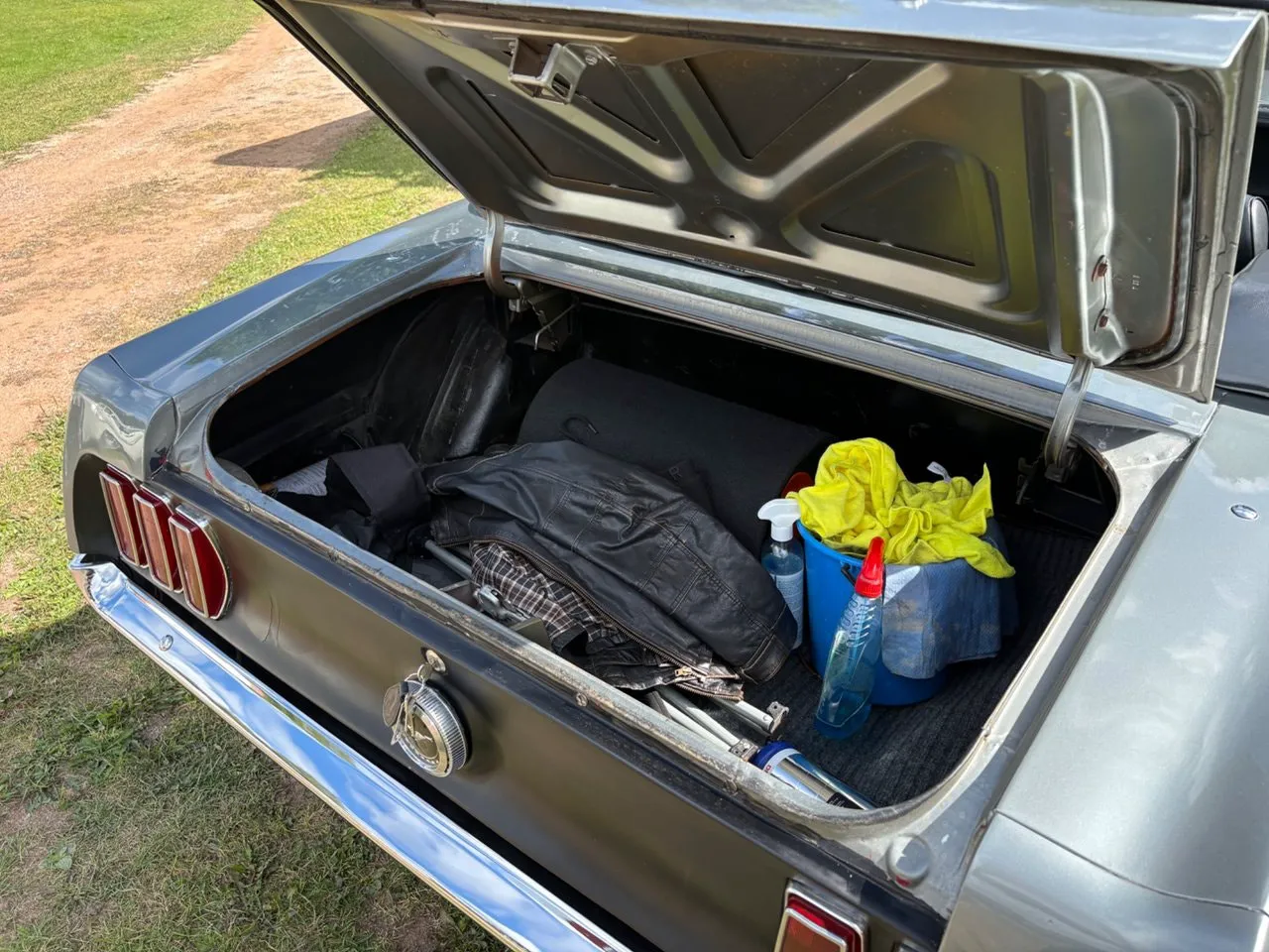 Vehicle image 22