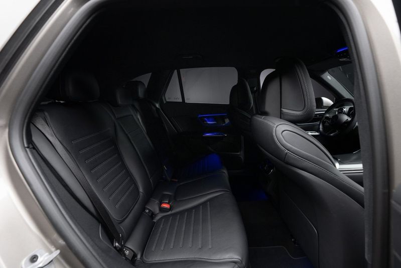 Mercedes GLC300 bild 12