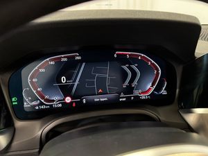 BMW 320 bild 8