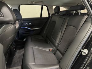 BMW 320 bild 12