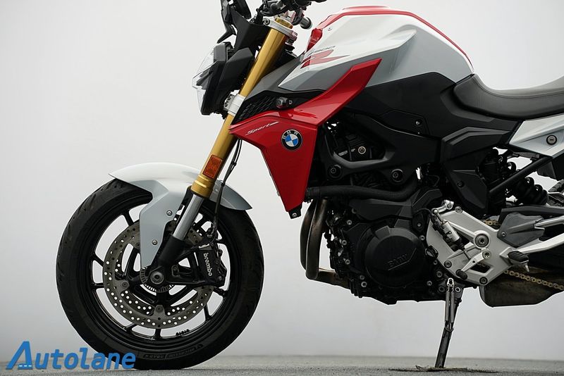 BMW F 900 R bild 12
