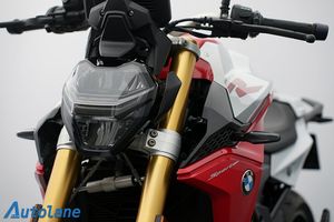 BMW F 900 R bild 24