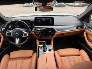BMW 530 bild 9