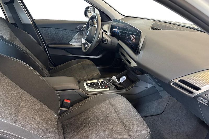 BMW 120 bild 6