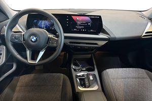 BMW 120 bild 8