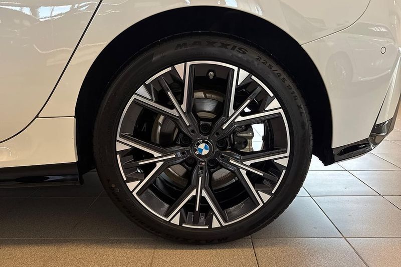 BMW 120 bild 14