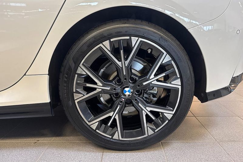 BMW 120 bild 14