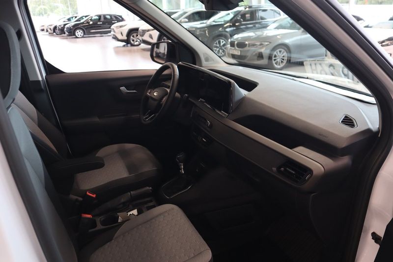Ford Transit Courier bild 7