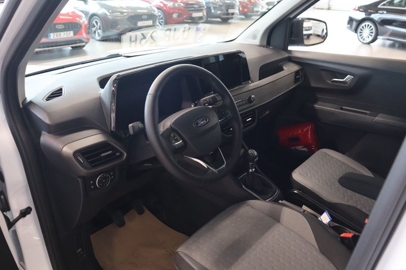 Ford Transit Courier bild 6