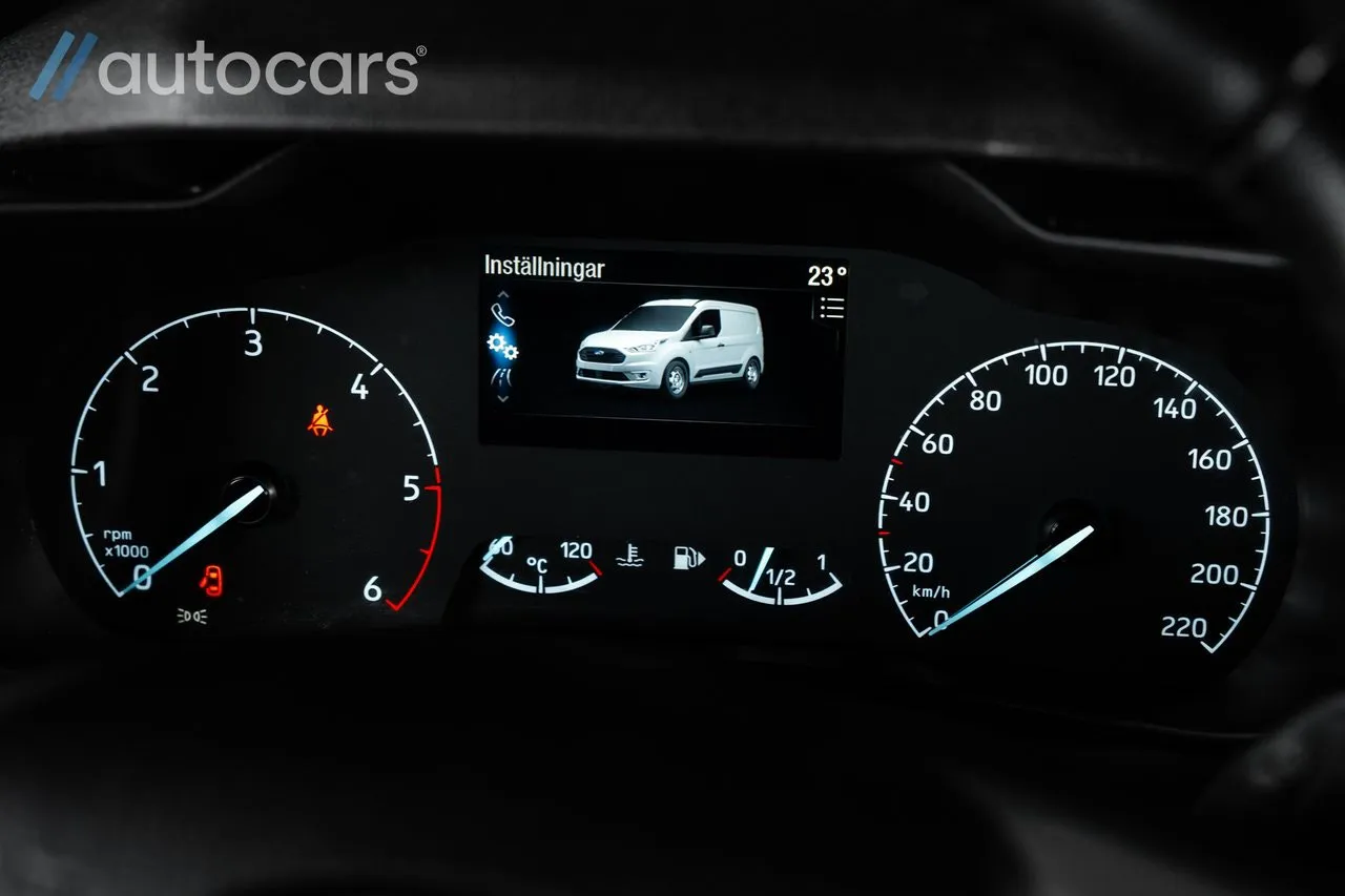 Vehicle image 21