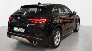 Alfa Romeo Stelvio bild 4