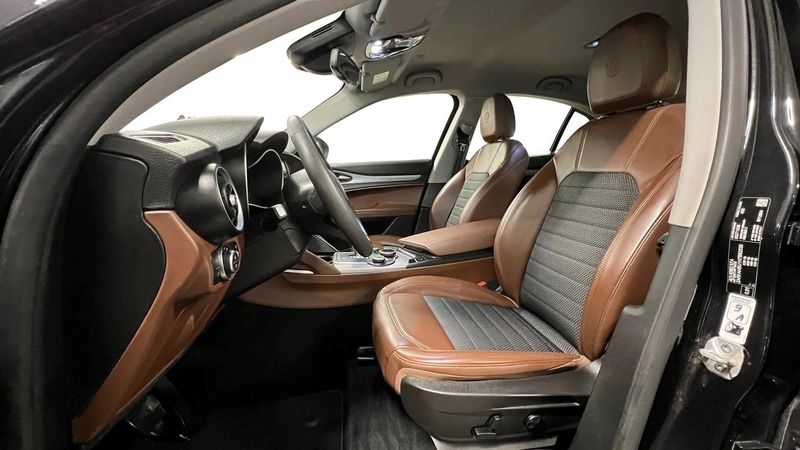 Alfa Romeo Stelvio bild 11