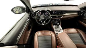 Alfa Romeo Stelvio bild 7