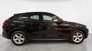 Alfa Romeo Stelvio bild 3