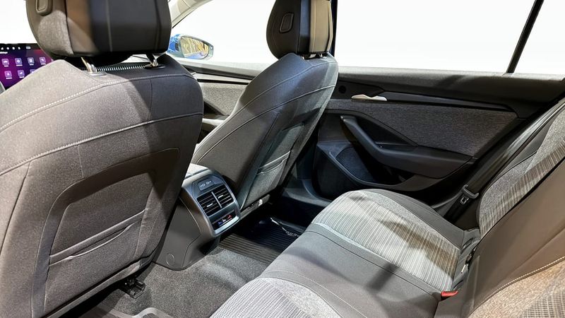 Skoda Superb bild 11