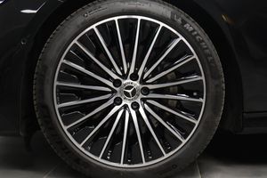 Mercedes E300 bild 6