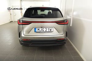 Lexus NX bild 4