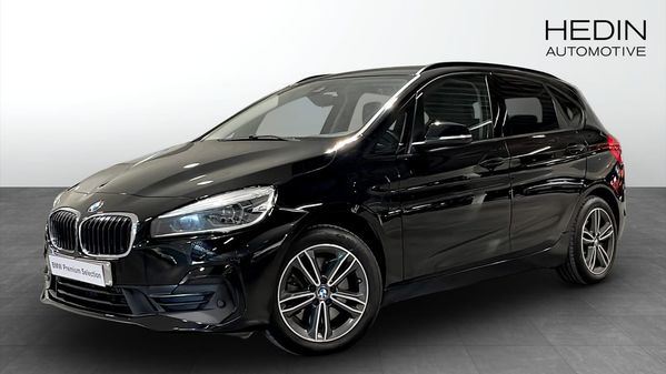 BMW 225 xe Active Tourer Sport Line / Backkamera / Rattvärme - 2020