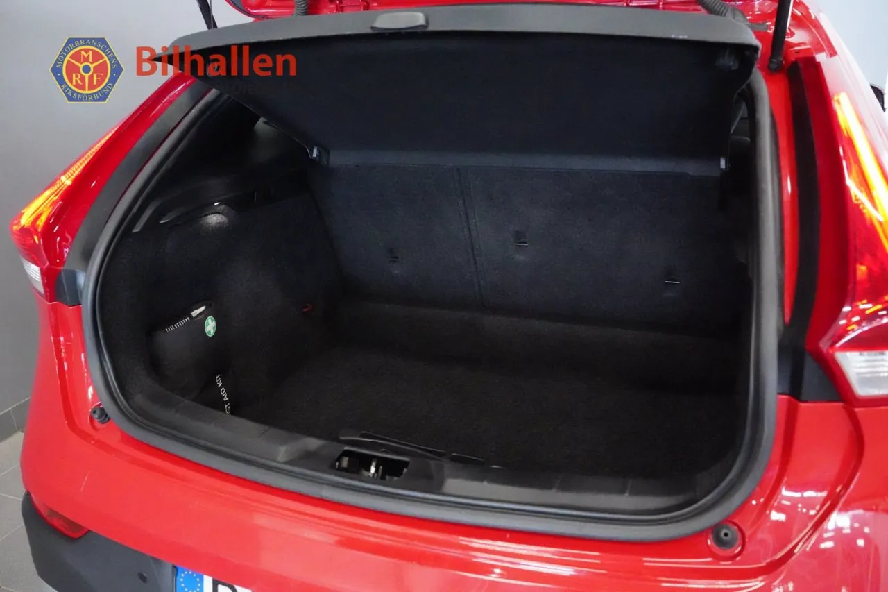 Vehicle image 22