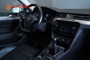 Volkswagen Passat bild 7