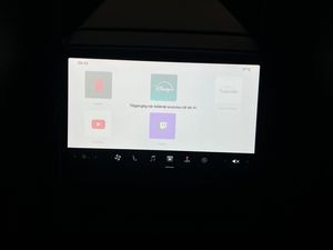 Tesla Model 3 bild 28