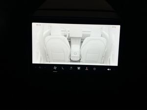 Tesla Model 3 bild 29