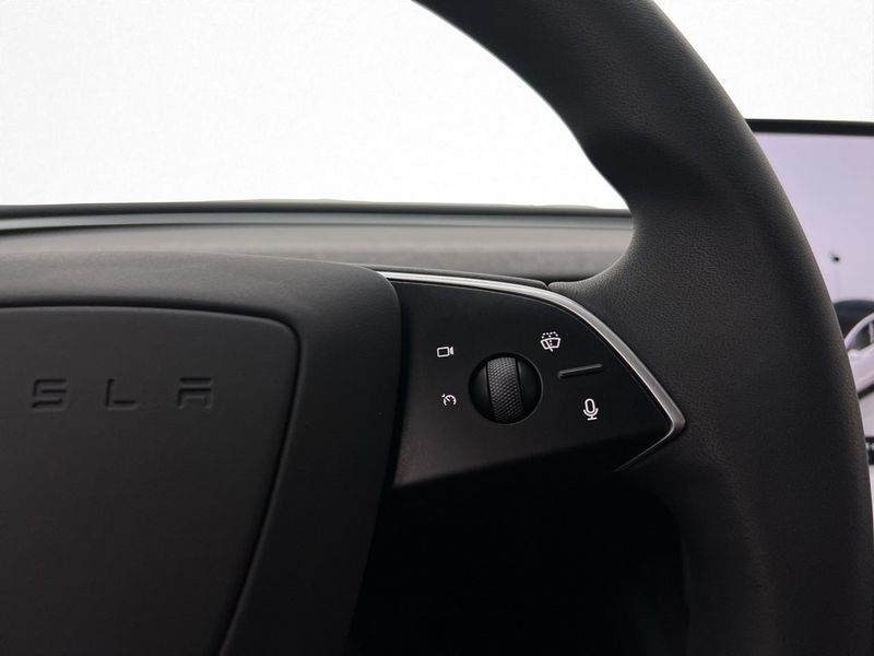 Tesla Model 3 bild 15