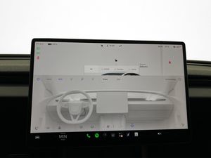 Tesla Model 3 bild 20