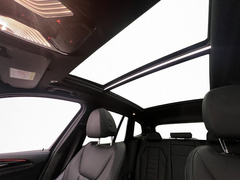 BMW iX3 bild 20