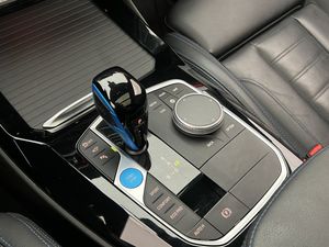 BMW iX3 bild 32