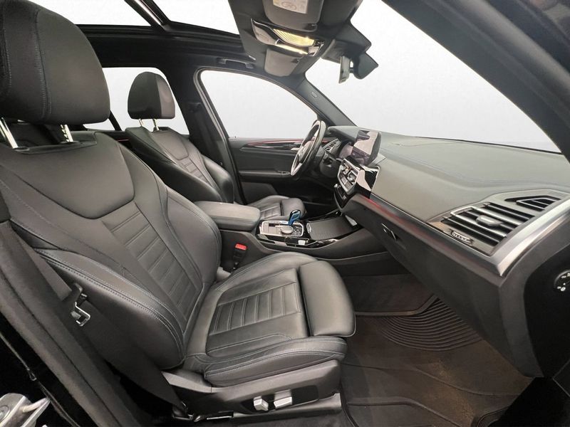 BMW iX3 bild 17