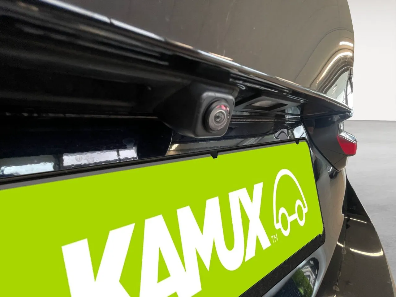 Vehicle image 24