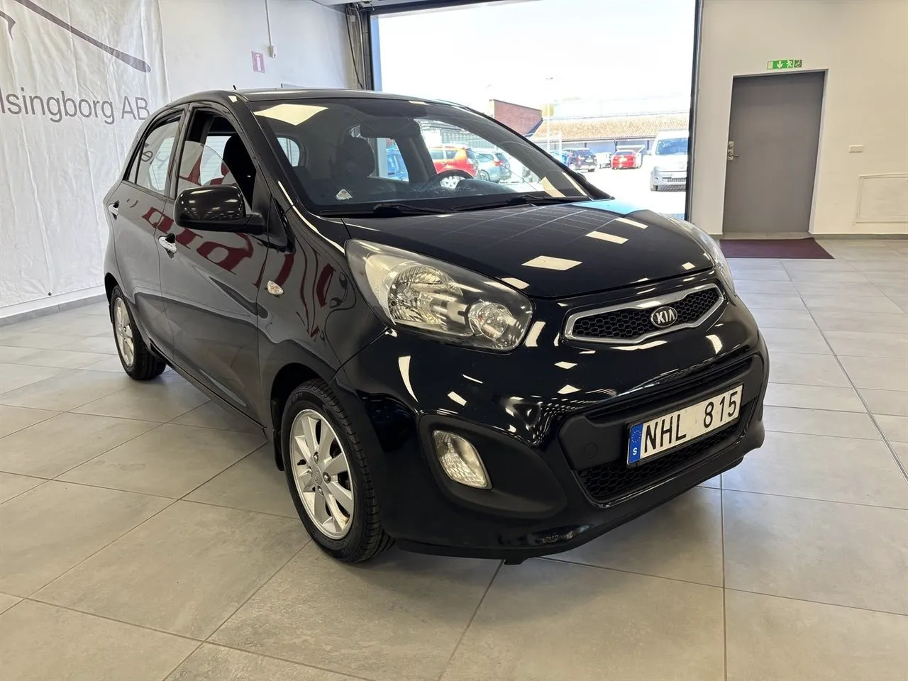 Vehicle image 1