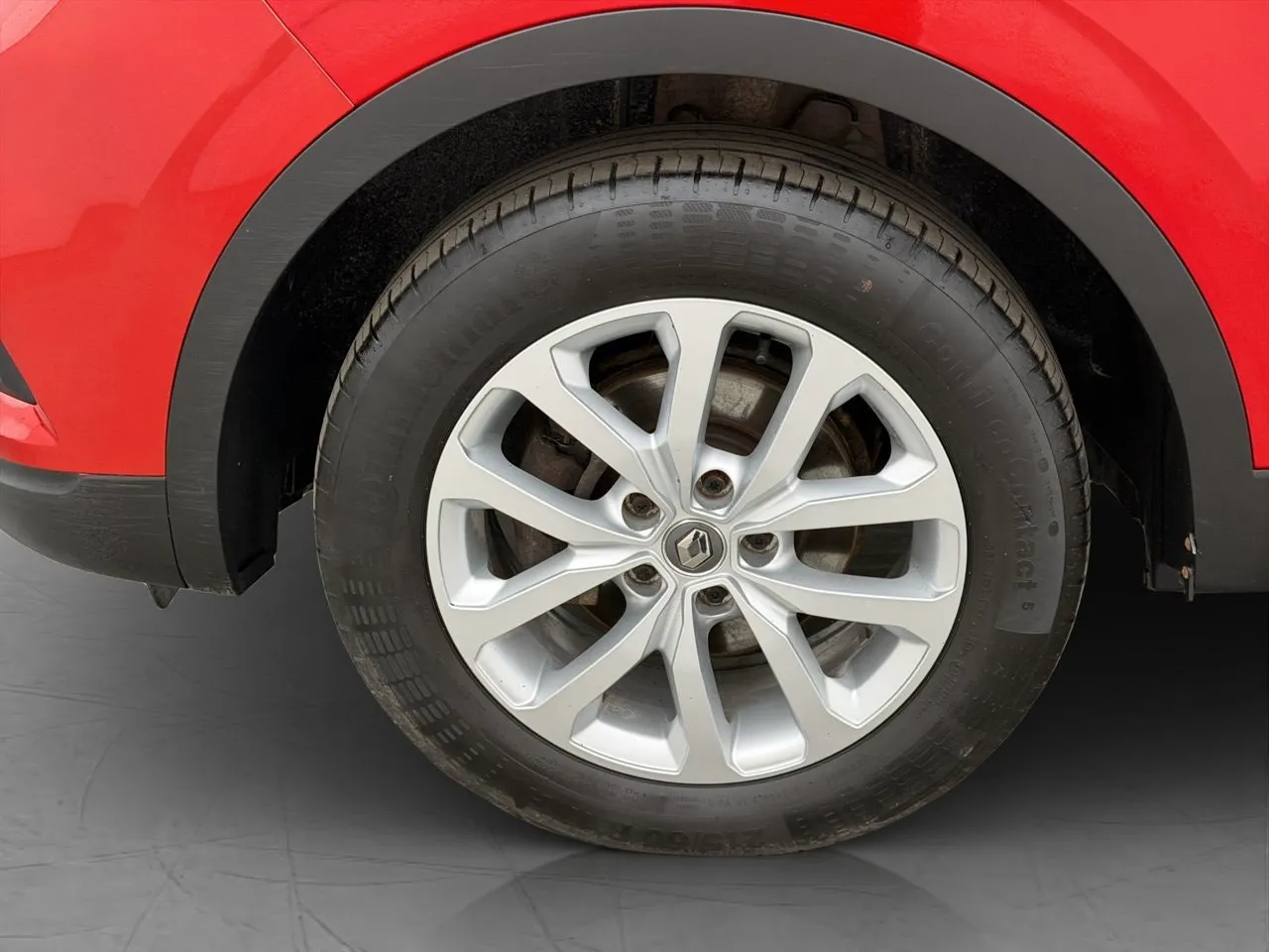 Vehicle image 20