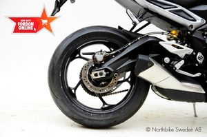 Triumph Street Triple bild 5