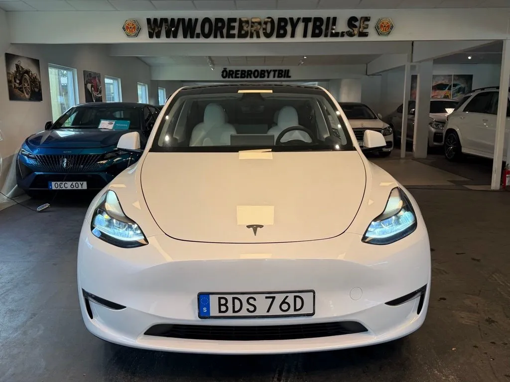 Vehicle image 22